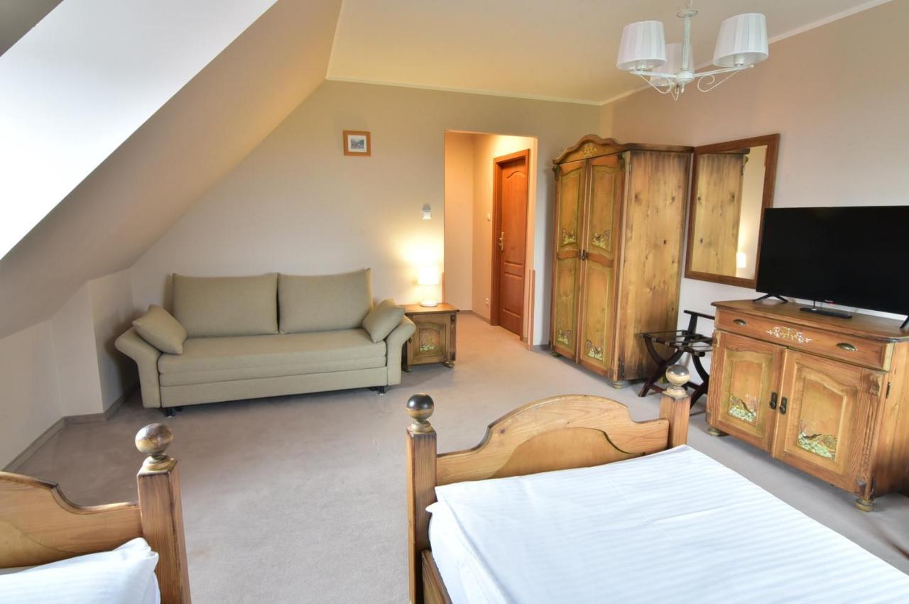 Gosciniec Nowa Wioska Bed and Breakfast Wałbrzych Eksteriør billede