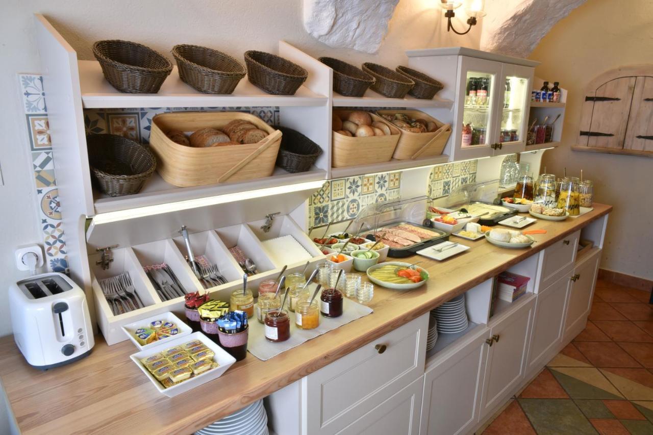 Gosciniec Nowa Wioska Bed and Breakfast Wałbrzych Eksteriør billede