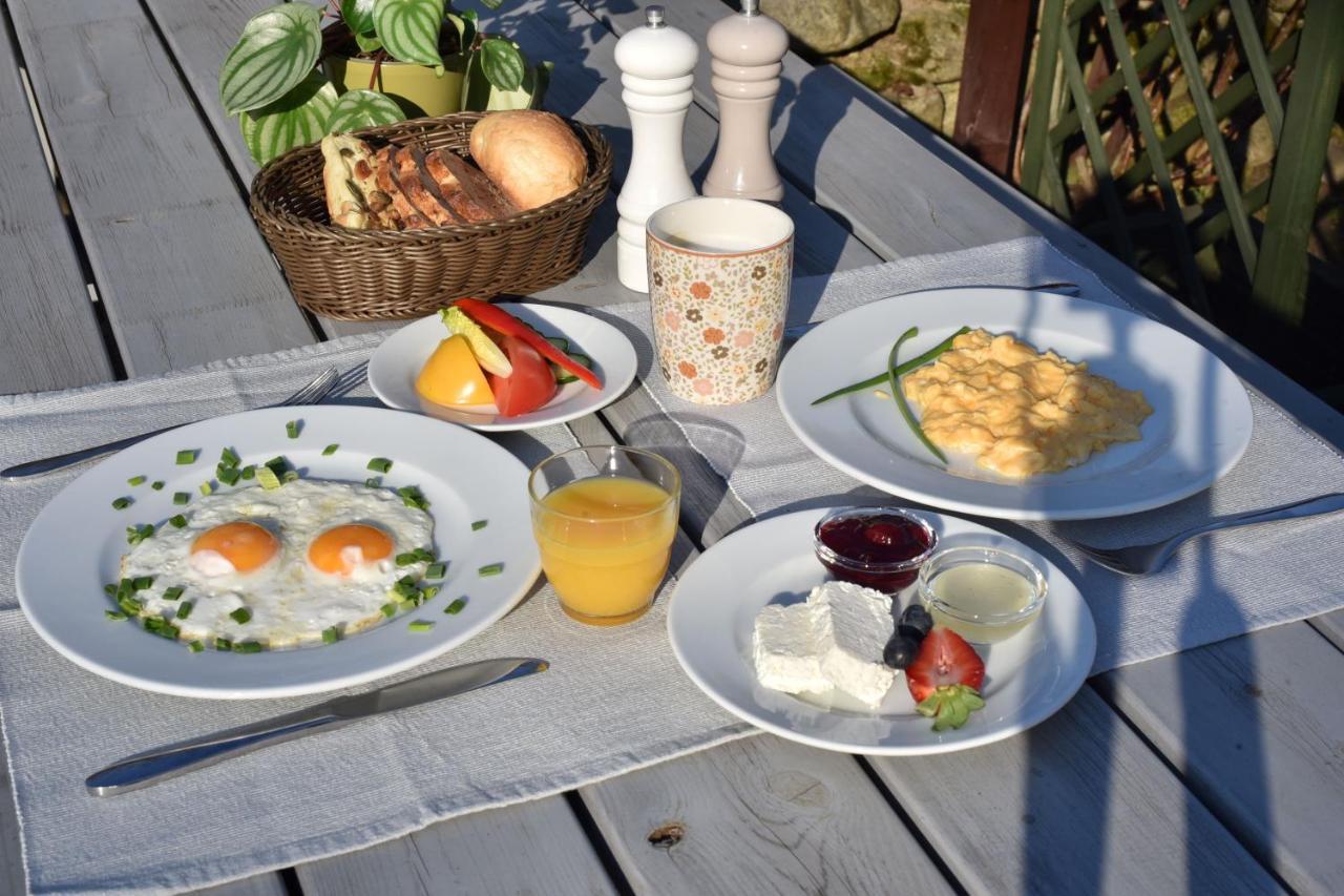 Gosciniec Nowa Wioska Bed and Breakfast Wałbrzych Eksteriør billede