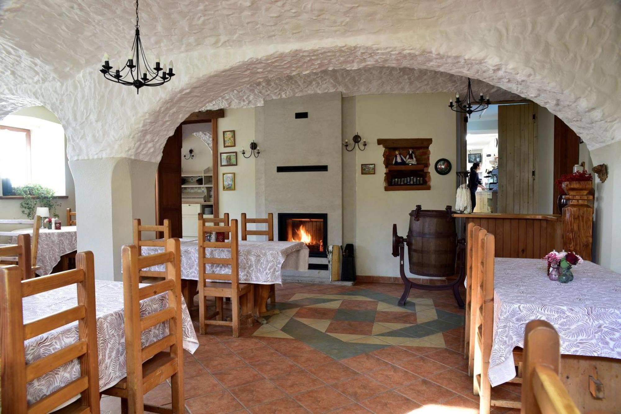 Gosciniec Nowa Wioska Bed and Breakfast Wałbrzych Eksteriør billede